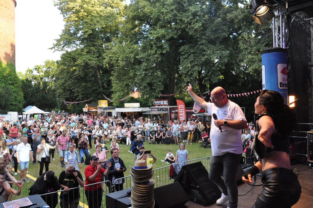  Das Publikum hatte bei der Partynacht am Sonnabend viel Spaß.
