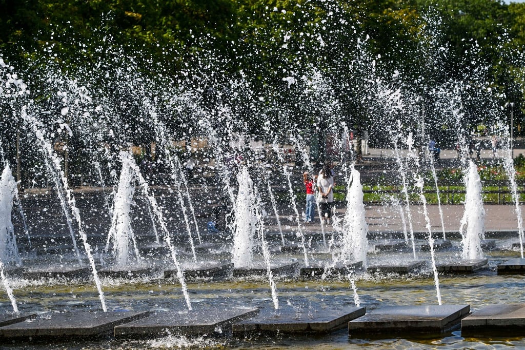 An zahlreichen Orten in Berlin gibt es Wasserspielplätze, Planschen oder Pumpen. (Archivbild)
