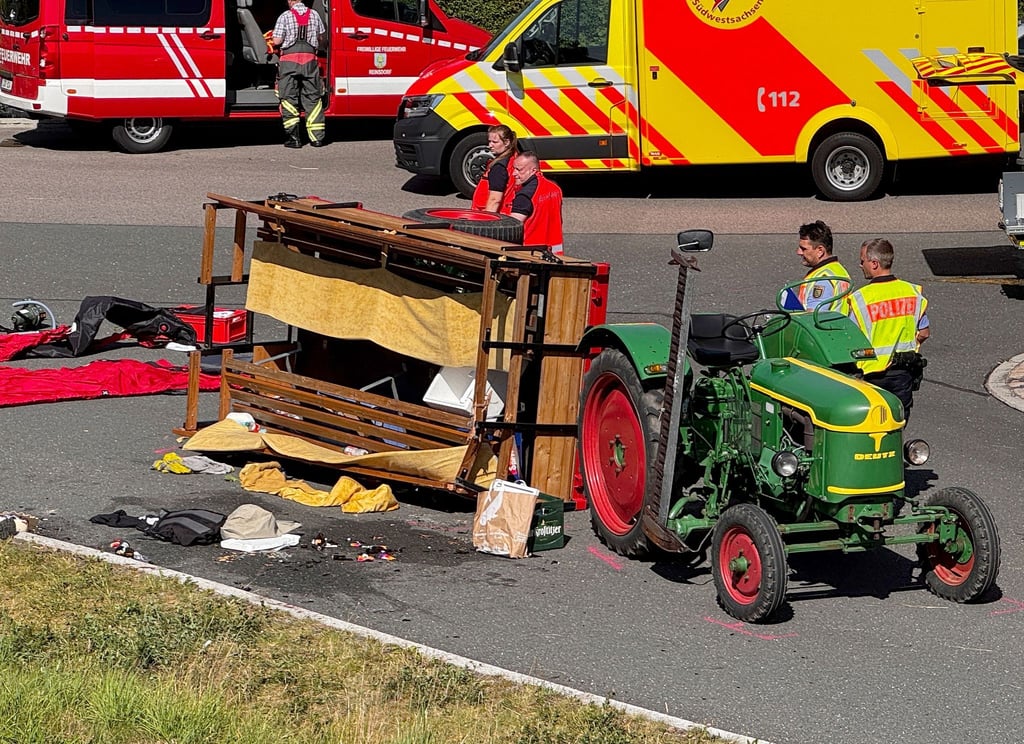 Ermittlungen nach Unfall mit Kutschwagen bei Zwickau dauern an.