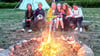 Lagerfeuerromantik soll am Donnerstag, 3. Juli, in Dorst aufkommen. Stockbrot und Würstchen schmecken  selbstgemacht besonders lecker. 
