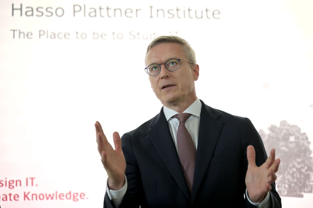 Bundesdigitalminister Karsten Wildberger (CDU) will eine stärkere Rolle für Deutschland im Wettbewerb um KI.