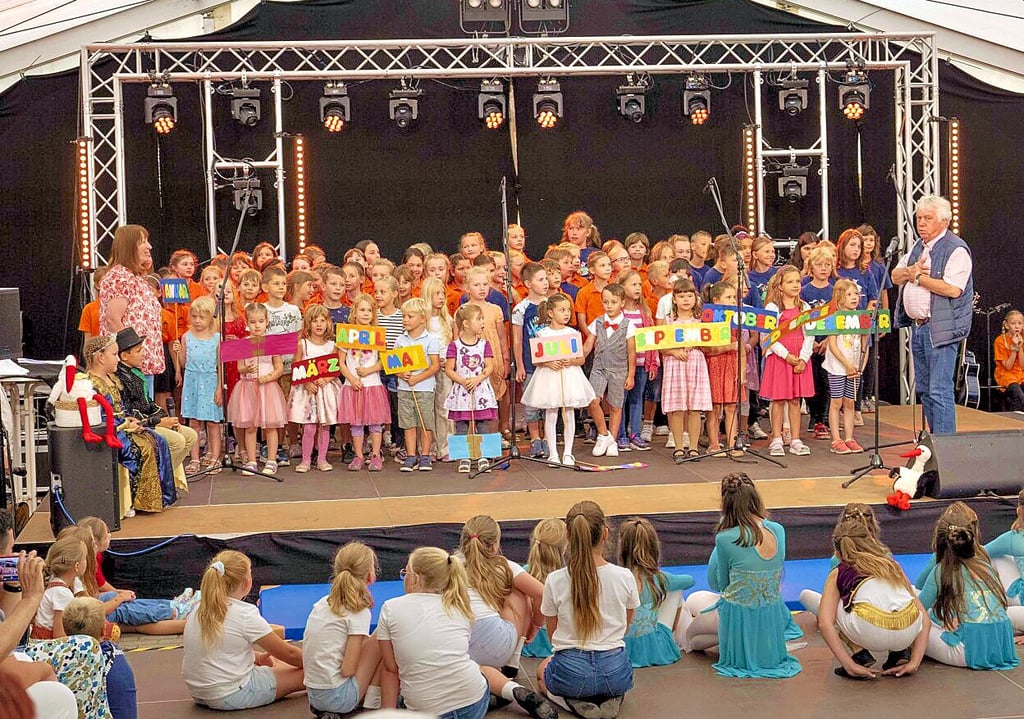 Waldersee feierte im letzten Jahr ein Doppeljubiläum. 20. Walderseefest und 60. Jubiläum rund um das Schulgelände.