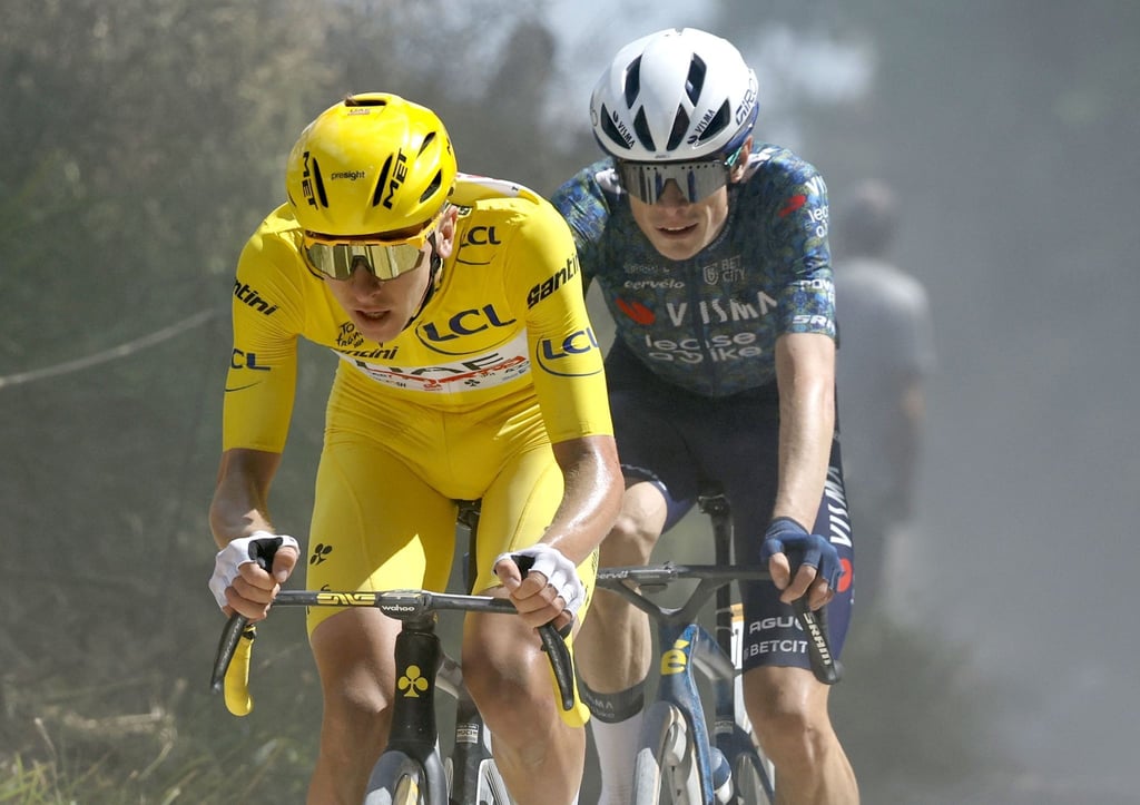 Kommt es wieder zum Duell zwischen Tadej Pogacar (l) gegen Jonas Vingegaard?