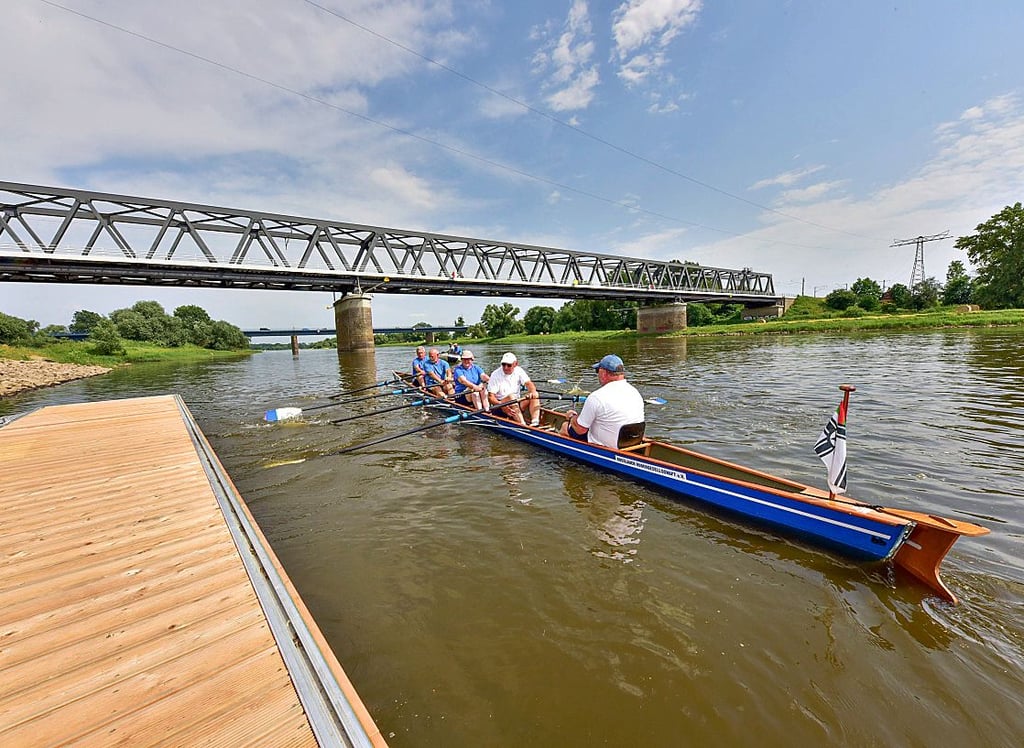 Nicht nur die Wassersportler nutzen den direkten Zugang zum Fluss gern.