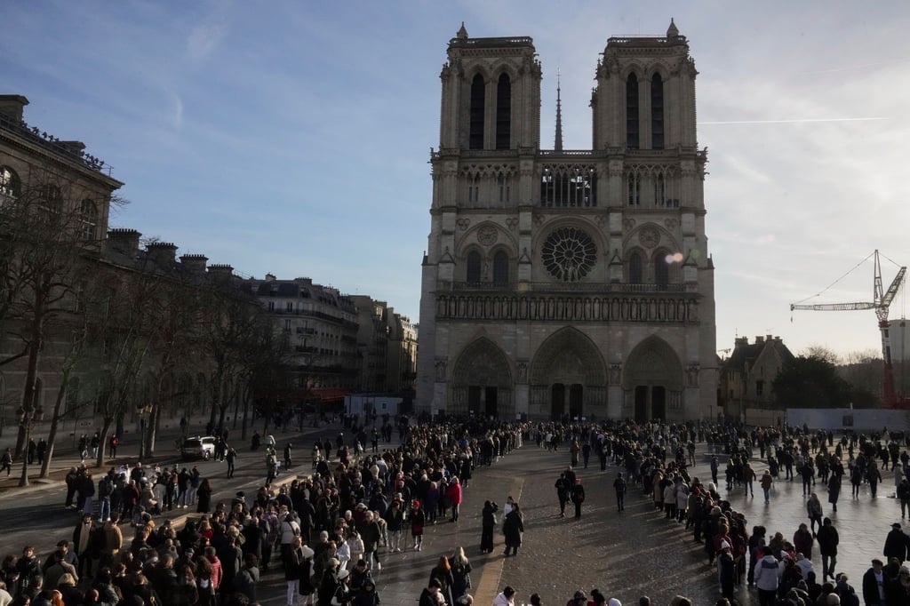 Nach sechsjähriger Renovierung sollen ab 20. September wieder die beiden Türme der Pariser Notre-Dame öffnen. (Archivbild)