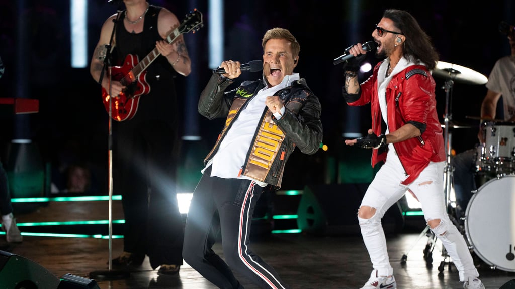 Sänger Dieter Bohlen ist auch mit seinen 71 Jahren noch flott auf der Bühne unterwegs.