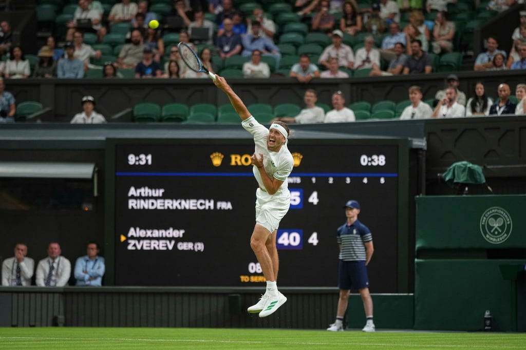 Alexander Zverev steht am Dienstag wieder auf dem Centre Court.