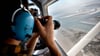 Von einem Flugzeug aus werden die Seehunde im Wattenmeer gezählt - größere Ansammlungen werden dafür fotografiert. (Archivbild)