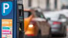 Vorsicht vor gefälschte QR-Codes an Parkscheinautomaten: Die könnten von Betrügern dahin geklebt worden sein.
