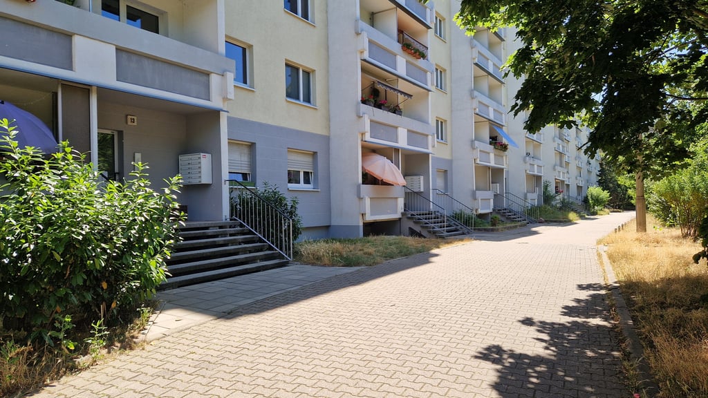 Hier in der Telemannstraße wurde der schwer verletzte Hallenser David M. am 22. März aufgefunden.