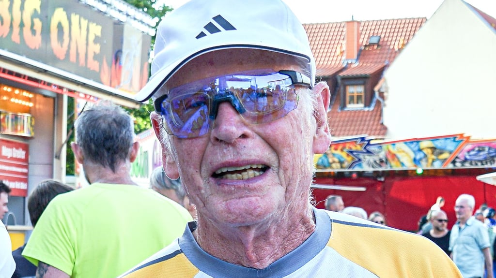 Uwe Dietzmeyer bereitet sich auf den Marathon vor.