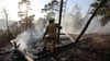 Im Bodetal bekämpft die Feuerwehr einen Waldbrand.