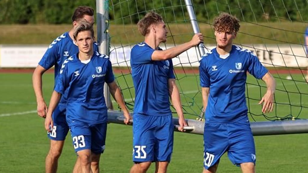 Vier Youngsters auf einem Bild: Marcel Zajusch, Albert Millgramm, Magnus Baars und Nick Meier (v.l.).
