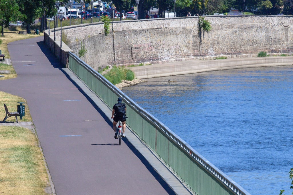 Die Elbuferpromenade in Magdeburg ist laut Stadt nicht mehr sicher.