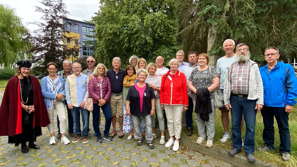 Klassentreffen nach 50 Jahren Schulabschluss an der Berufsschule Böhnshausen.