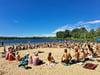 Im vergangenen Jahr zog „Cat & Cow Yoga-Festival“ mehr als 1.000 Besucher an den Strand des Mondsees. Auf eine ähnliche Resonanz  hoffen die Veranstalter auch in diesem Jahr.