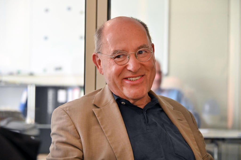 Gregor Gysi beim Besuch in der Volksstimme-Redaktion.