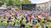 Die Hauptbühne auf dem Marktplatz des Dessaer Stadtfestes 2024.
