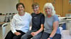 Karen Bose (links), Luis-Malte Otto und Ilka Bjeske-Lemke haben ihre Pflegehelfer-Ausbildung im Berufsschulzentrum in Stendal im selben Jahrgang abgeschlossen.