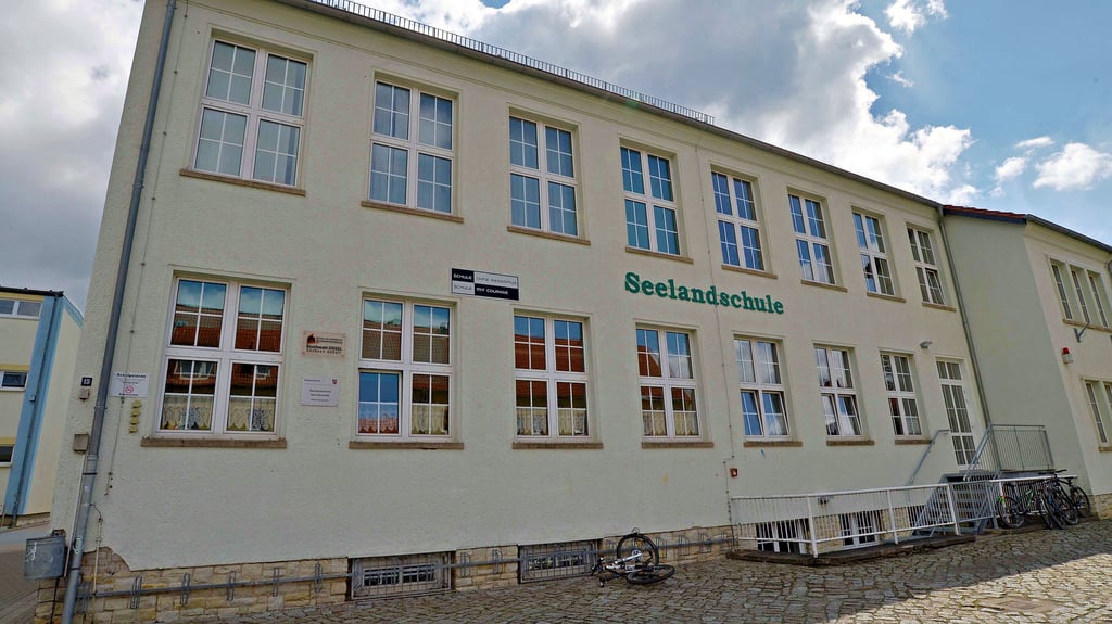 Die Seelandschule – die Sekundarschule in Nachterstedt – soll verkauft werden.