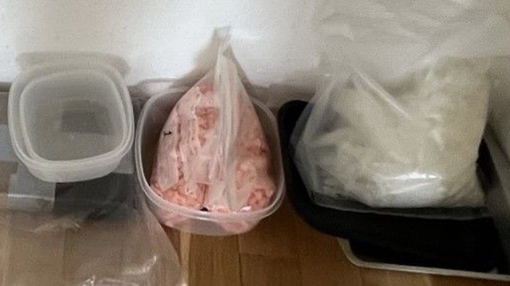 In Sachsen und Sachsen-Anhalt hat die Polizei am Donnerstag einen riesigen Drogenfund gemacht.