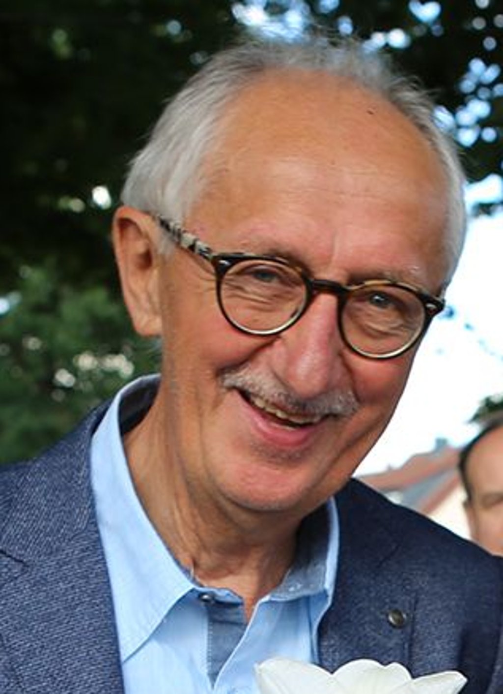 Konrad Fuchs engagiert sich seit Jahrzehnten für Sport und gegen das Vergessen im Förderverein der Gedenkstätte Feldscheune Isenschnibbe Gardelegen. Er ist nominiert für die Kategorie "Lebenswerk".