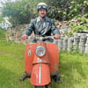Thomas Wieden aus Gommern auf seinem Berliner Roller - Baujahr 1961