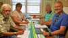 Der neue Vorstand der Tafel Havelberg mit dem Vorsitzenden Eberhard Zimmer (von rechts), Beisitzer Otto Hofmann, Kassenwartin Manuela Schiffbauer und Stellvertreter Bernd Gramzow, es fehlt Birgit Bauer.