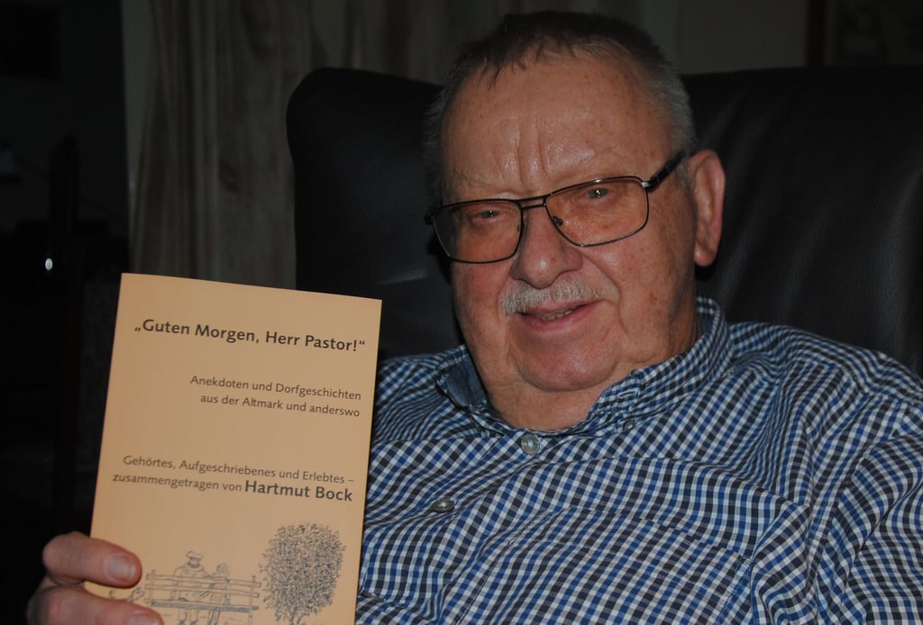 Hartmut Bock aus Jübar hat in zahlreichen Publikationen den Dörfern seiner Heimat und deren Menschen ein Denkmal gesetzt. Er ist Kandidat für die Kategorie "Lebenswerk".