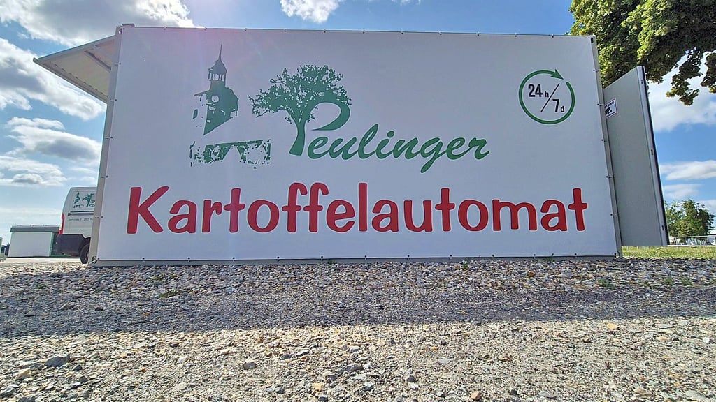 Der Kartoffelautomat an der Salzwedeler Straße in Stendal muss entfernt werden. Wenn alles gut geht, nur vorübergehend.