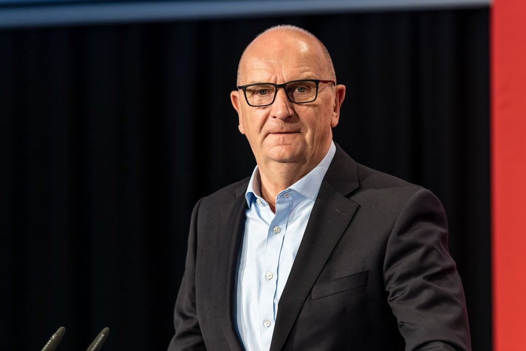 Brandenburgs Ministerpräsident Dietmar Woidke verweist bei der Frage potenzieller Nachfolgekandidaten auf den SPD-Nachwuchs. (Archivbild)