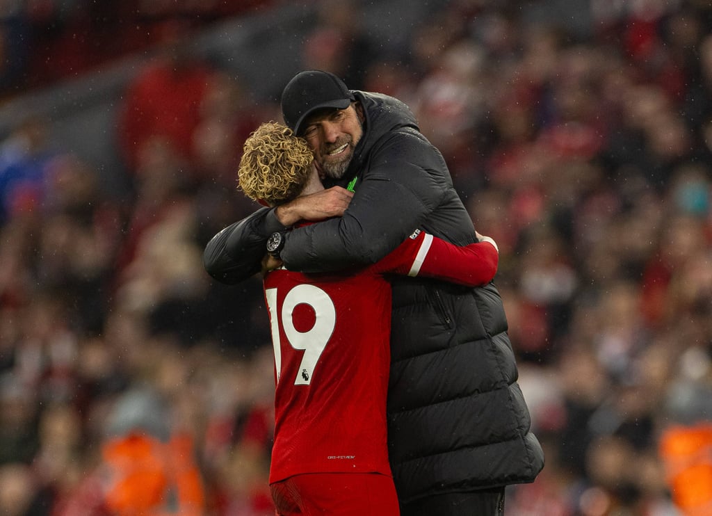 Jürgen Klopp mit Harvey Elliott.