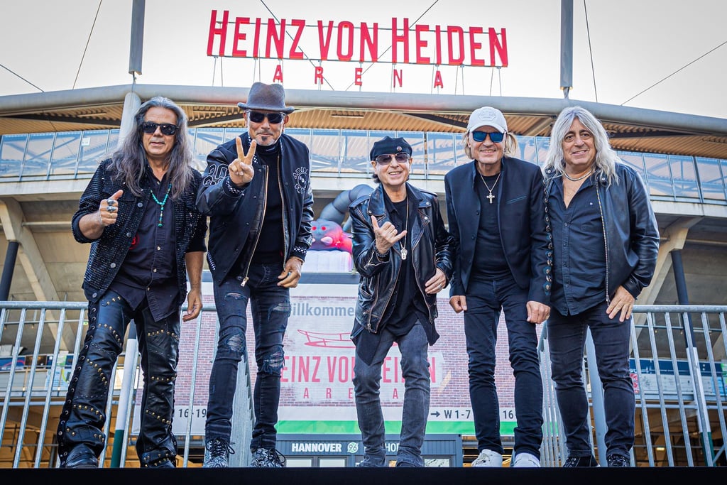 Die Scorpions spielen zum ersten Mal im Fußballstadion von Hannover 96. (Archivbild)