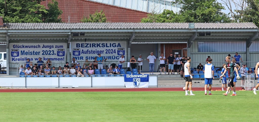 Die Tribüne während des Club-Trainings am Sonnabend.
