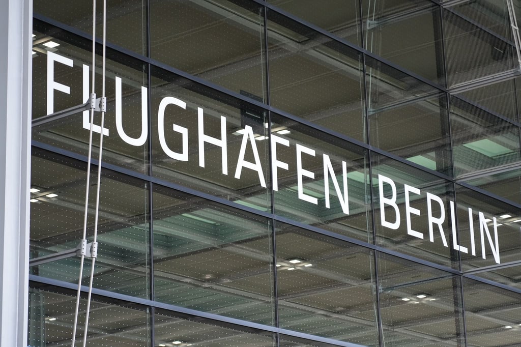 Ein Feuer am Flughafen Berlin Brandenburg hat für Aufsehen gesorgt. (Archivbild)