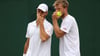 Kevin Krawietz (r) und Tim Pütz enttäuschen in Wimbledon.