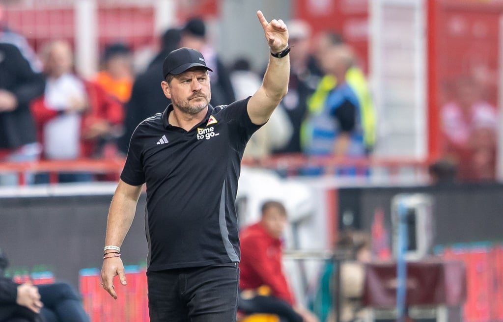 Für Trainer Steffen Baumgart geht die Saisonvorbereitung mit Union Berlin los.