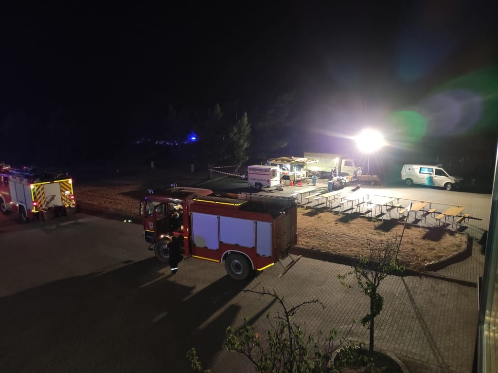 Die Einssatzzentrale in der Nacht: Hier wurden die Kameraden unter anderem versorgt.