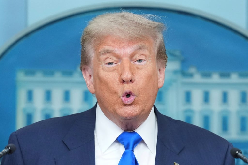 US-Präsident Trump will sich am Montag zu Zöllen äußern. (Archivbild)