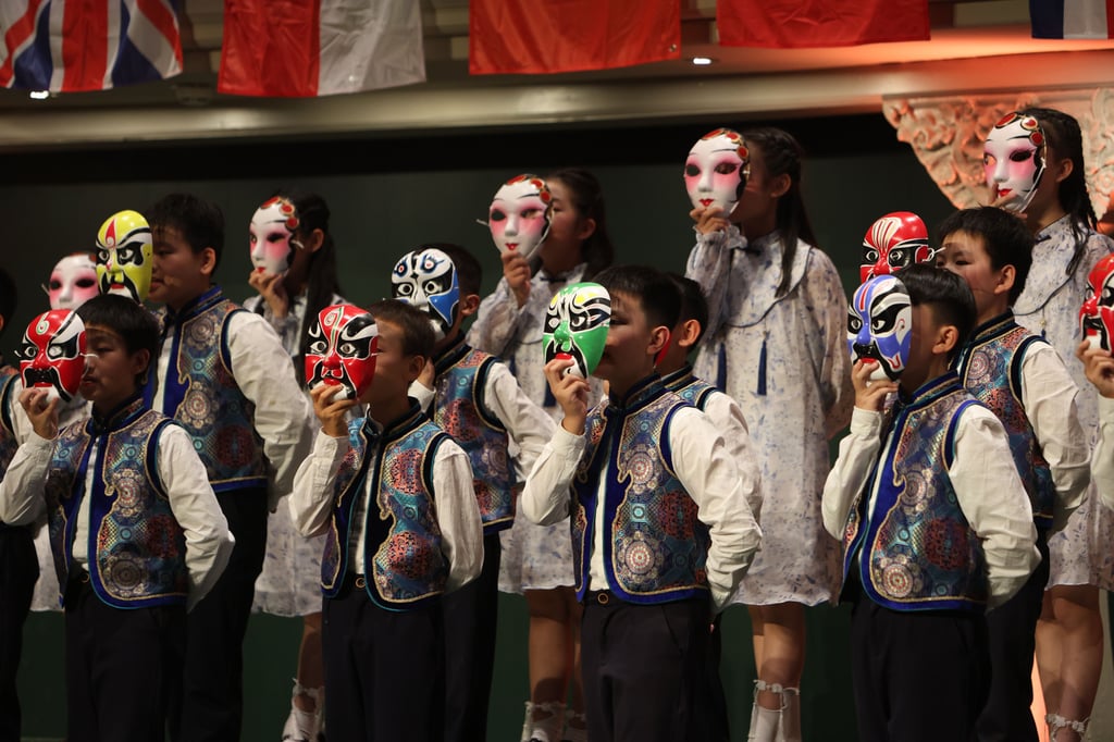 Die Schüler der Primary School China sorgen beim 13. Johannes-Brahms-Chorfestival in Wernigerode auch für Hingucker.