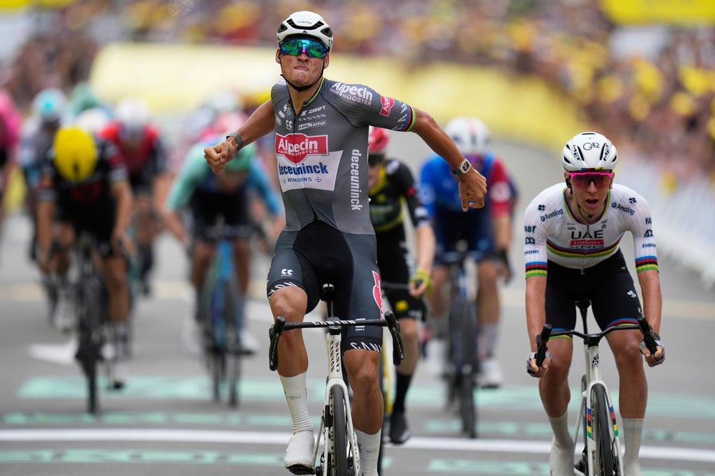 Mathieu van der Poel stürmt zum Sieg.