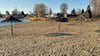 Vergangenes Idyll: Am Schachtsee in Wolmirsleben könnte gebadet werden, wenn die ganze Anlage nicht versiegelt wäre.