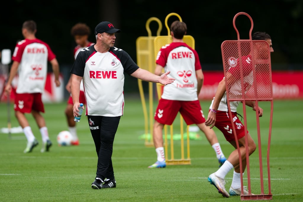 Lukas Kwasniok leitete seine erste Einheit als Trainer beim 1. FC Köln.