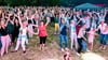 Beim „Schlager im Volkspark“ gingen die über 1100 Besucher voll mit, schließlich bekamen sie so einiges geboten.