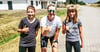 Die Berliner Extremläuferin Joyce Hübner ist gestern bei ihrer Marathon-Städtetour durch Deutschland in Steutz eingetroffen.