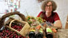 Iris Richter im Hofladen von Obst- und Weingut Goldschmidt in Agnesdorf.