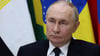 Kremlchef Wladimir Putin feuerte Verkehrsminister Roman Starowoit nach einem guten Jahr im Amt - kurz darauf wurde er tot aufgefunden. (Archivbild)
