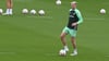 Werder-Stürmer Marvin Ducksch hat sich beim Trainingsauftakt verletzt.