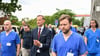 Hendrik Streeck (3. von rechts) mit Ärzten des Berliner Vivantes Klinikums am Urban - einem zentralen Krankenhaus, in das auch viele Drogenopfer kommen.