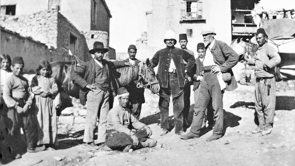 Georg Dieck (zweiter von rechts) unternahm selbst viele Expeditionen, wie hier in den Mittelmeerraum.